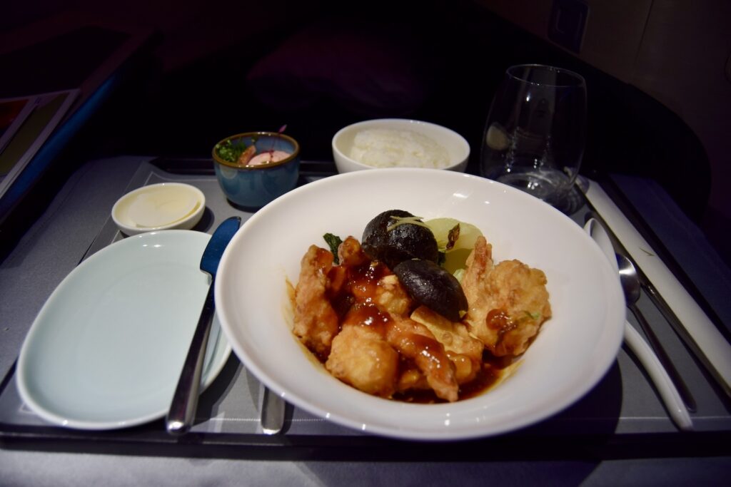 Essen, Platte, Kochkunst, Abendessen, Im Haus, Beilage, Geschirr, Fastfood, Mittagessen, Mahl, Tisch, Schüssel, Teller, Restaurant, Mahlzeit