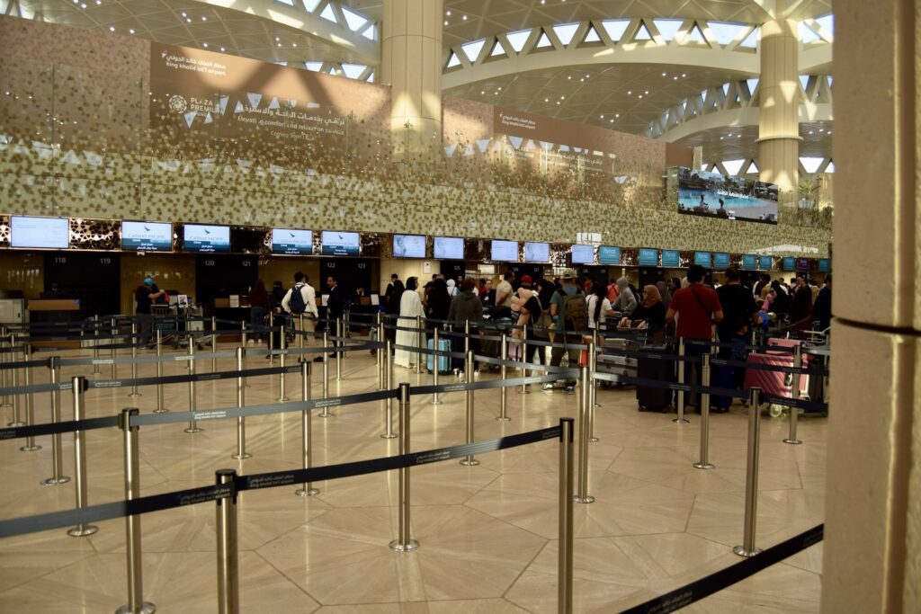 Einkaufszentrum, Im Haus, Empfangshalle, Flughafen, Decke, Boden, Menschen