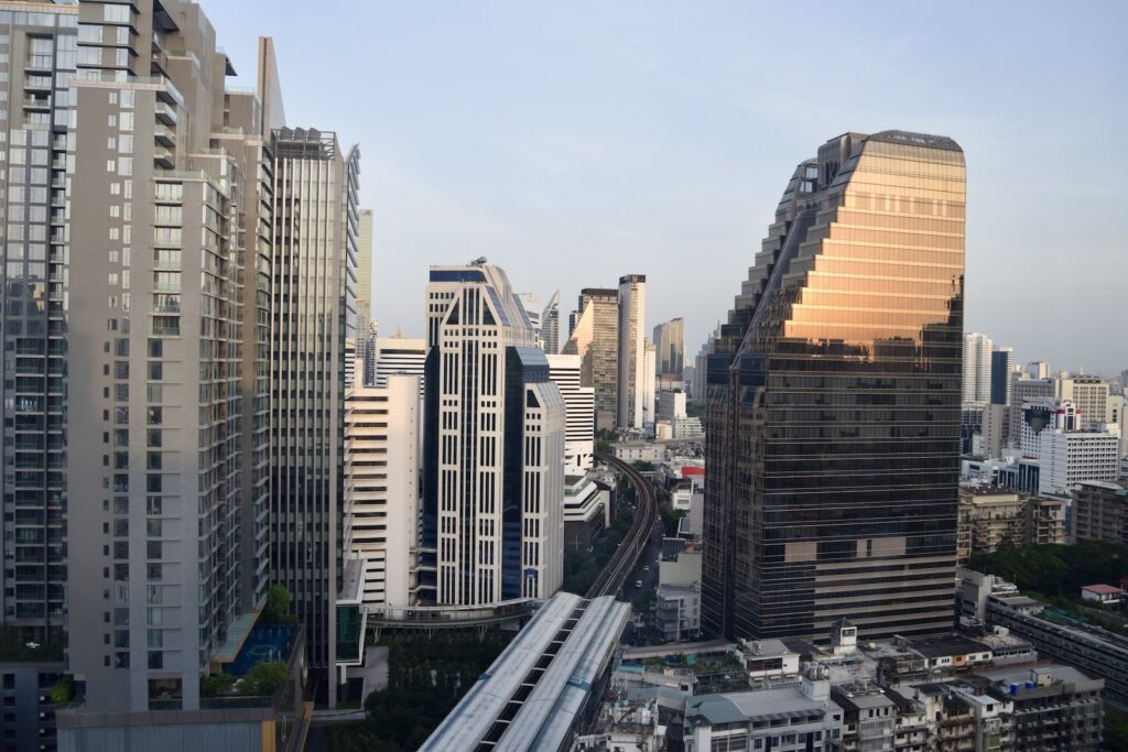 draußen, Gebäude, Hochhaus, Metropolregion, Stadtgebiet, Metropole, Himmel, Stadtlandschaft, Stadtzentrum, Gewerbegebäude, Wohnungseigentum, Skyline, Wolkenkratzer, Mischnutzung, Wohnung, Städtebau, Firmensitz, Tageszeit, Nachbarschaft, Turm, Stadt, Architektur, Reise