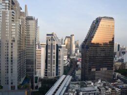 draußen, Gebäude, Hochhaus, Metropolregion, Stadtgebiet, Metropole, Himmel, Stadtlandschaft, Stadtzentrum, Gewerbegebäude, Wohnungseigentum, Skyline, Wolkenkratzer, Mischnutzung, Wohnung, Städtebau, Firmensitz, Tageszeit, Nachbarschaft, Turm, Stadt, Architektur, Reise