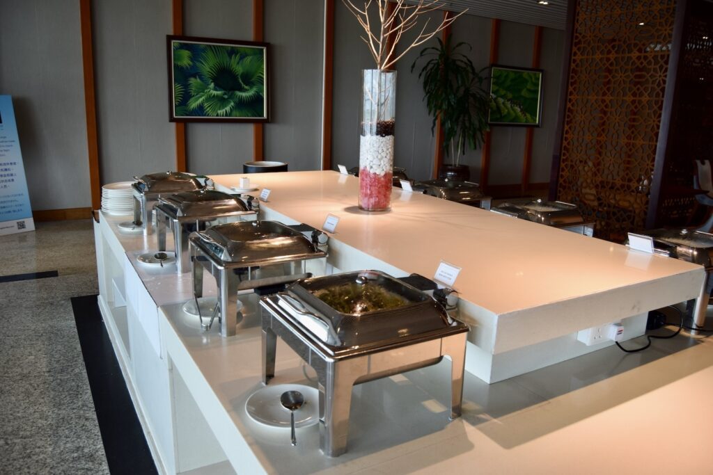 Im Haus, Arbeitsfläche, Wand, Mobiliar, Inneneinrichtung, Waschbecken, Vase, Boden, Küche, Tisch, Design