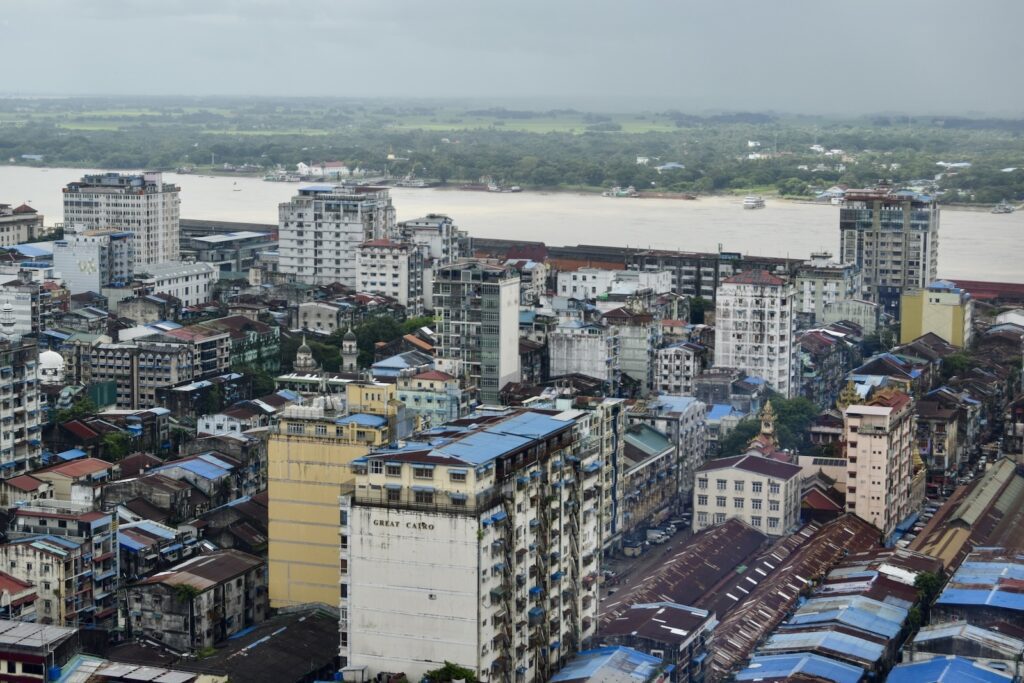 draußen, Gebäude, Stadtgebiet, Himmel, Metropolregion, Wolke, Metropole, Stadtlandschaft, Skyline, Hochhaus, Luftfotografie, Wohnlage, Stadtzentrum, Vogelperspektive, Wohnung, Vorort, Städtebau, Mischnutzung, Stadt, Nachbarschaft, Haus, Turm, Luftbild