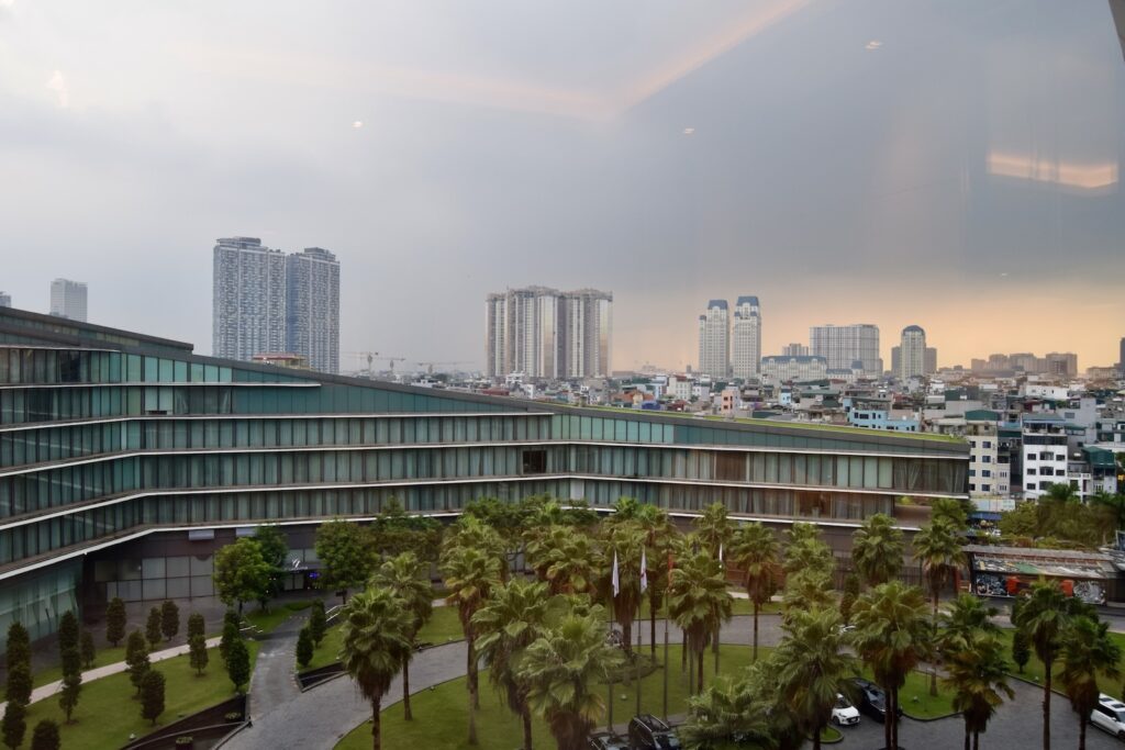 Wolke, draußen, Himmel, Gebäude, Baum, Hochhaus, Metropolregion, Stadtgebiet, Mischnutzung, Skyline, Stadtzentrum, Metropole, Stadtlandschaft, Gewerbegebäude, Wohnungseigentum, Stadt, Architektur
