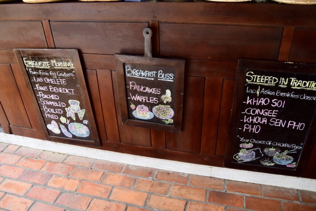 Text, Karte Menü, Backstein, Handschrift, Wand, Schild, hölzern, draußen, Bar, Pub