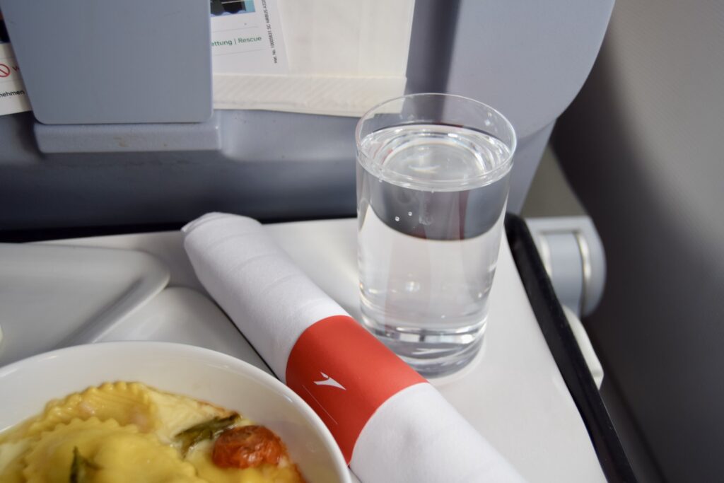 Essen, Geschirr, Mahlzeit, Platte, Im Haus, Fastfood, Tasse, Ei, Frühstück, Drink