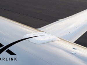 Platane Flugzeug Hobel, Flugreise, Fahrzeug, draußen, Flügel, Luftfahrt, Flugzeug, Airline, Luftfahrttechnik, Verkehrsflugzeug, Allgemeine Luftfahrt, Luftfahrthersteller, Landeklappe, Düsenflugzeug, Transport, Flug, Eindecker, Segelflieger, Flughafen, Runway