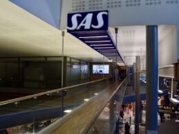 Gebäude, Zug, Verkehrsknotenpunkt, Bahnhof, Decke, Wartebereich, Im Haus, Bahn