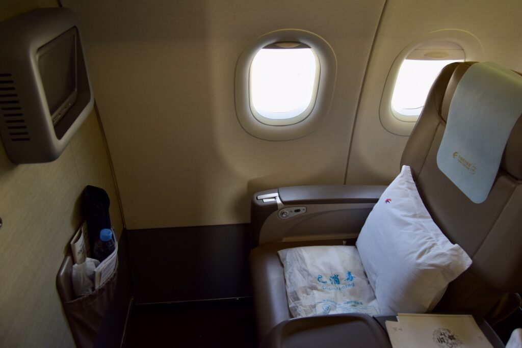 Im Haus, Wand, Flugzeugkabine
